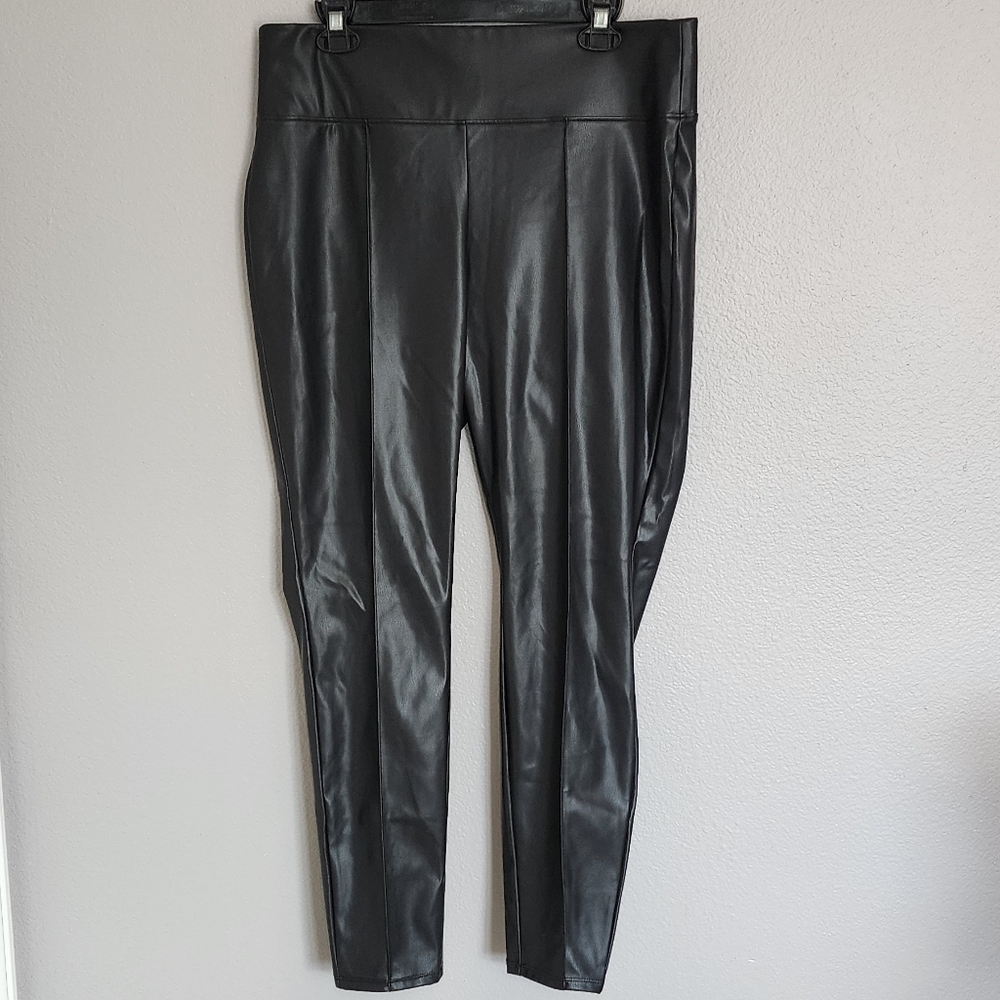 NINE WEST FAUX LEATHER  LEGGINGS/ SIZE  L
